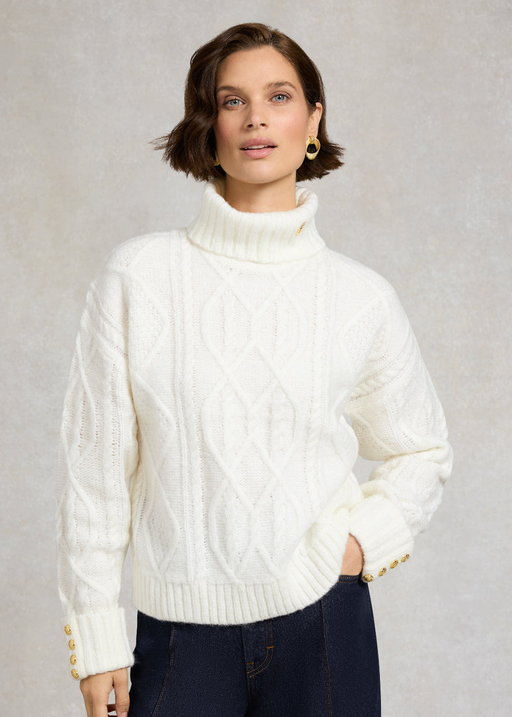 Noveli Roll Neck Knit