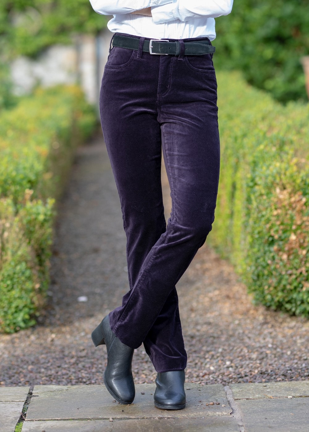 Velvet Straight Leg Jeans - Aubergine - 0
