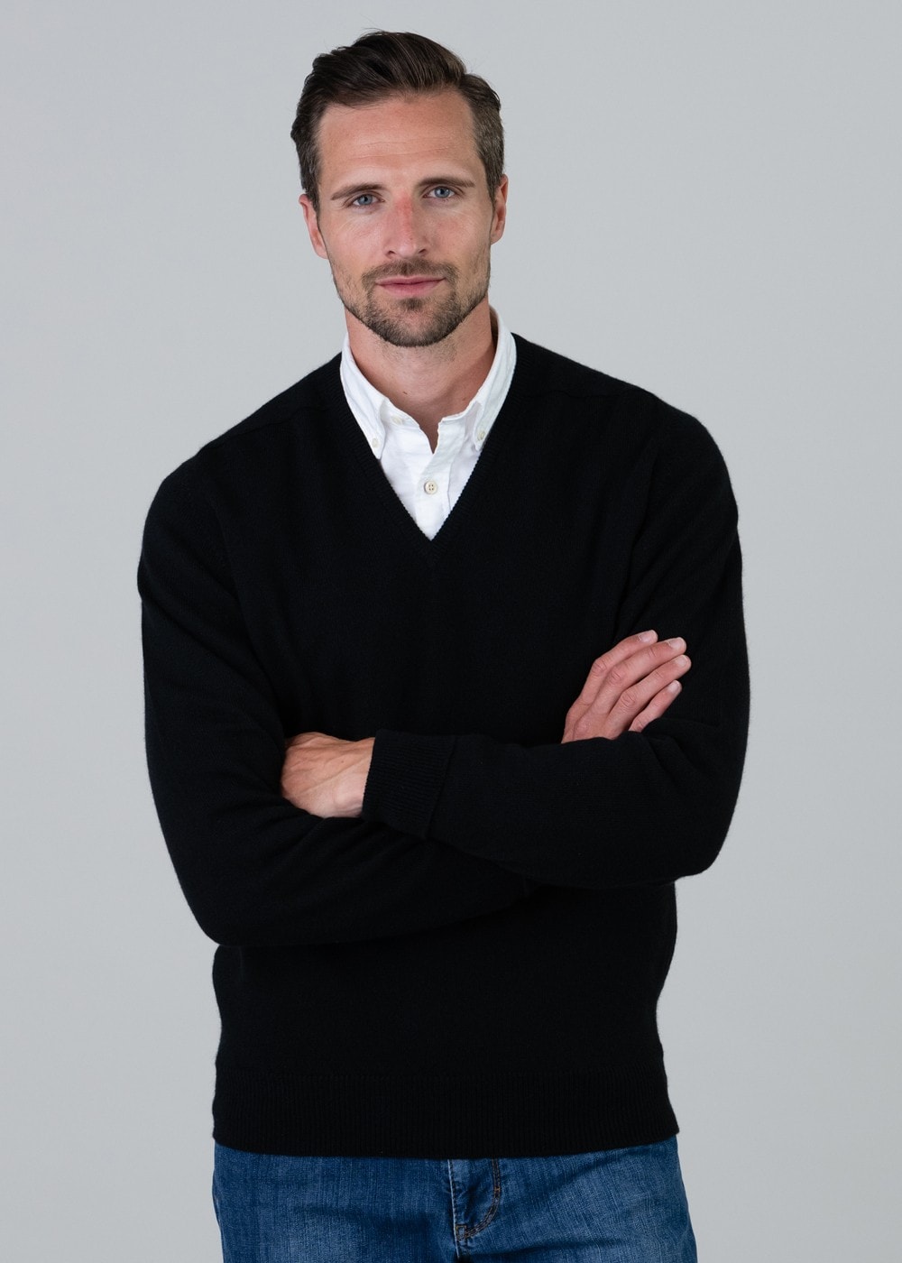 Melrose 2 Ply Cashmere V-Neck - Black - 4