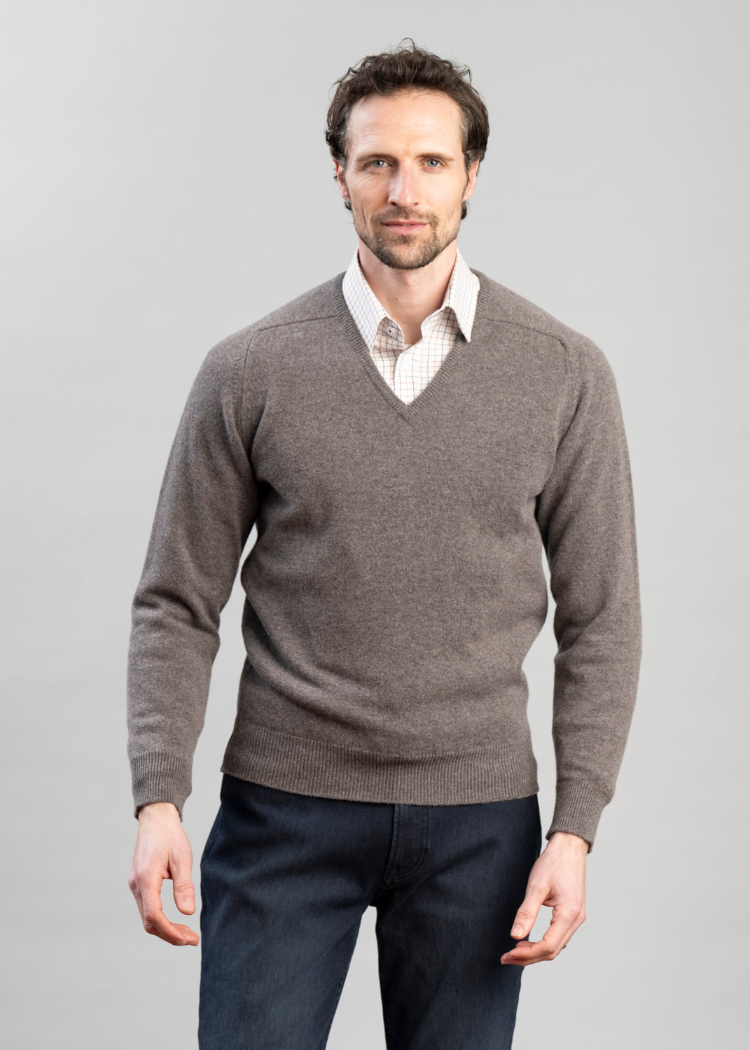Exclusive Leven 2 Ply Lambswool V-Neck