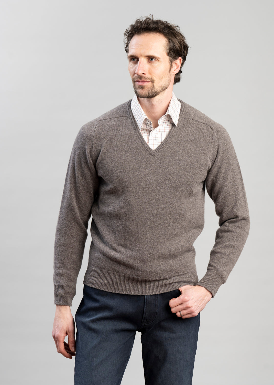 Exclusive Leven 2 Ply Lambswool V-Neck