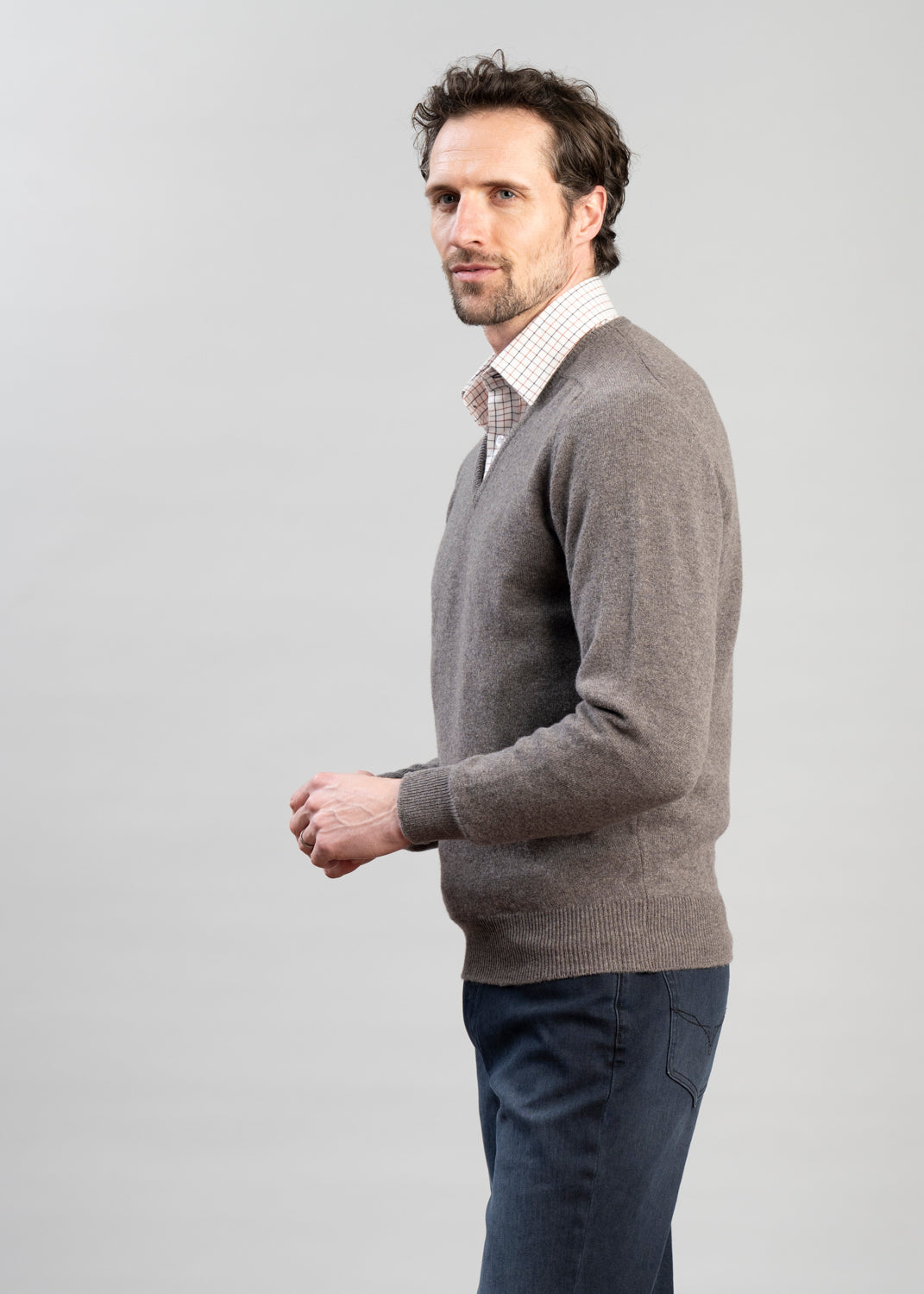 Exclusive Leven 2 Ply Lambswool V-Neck