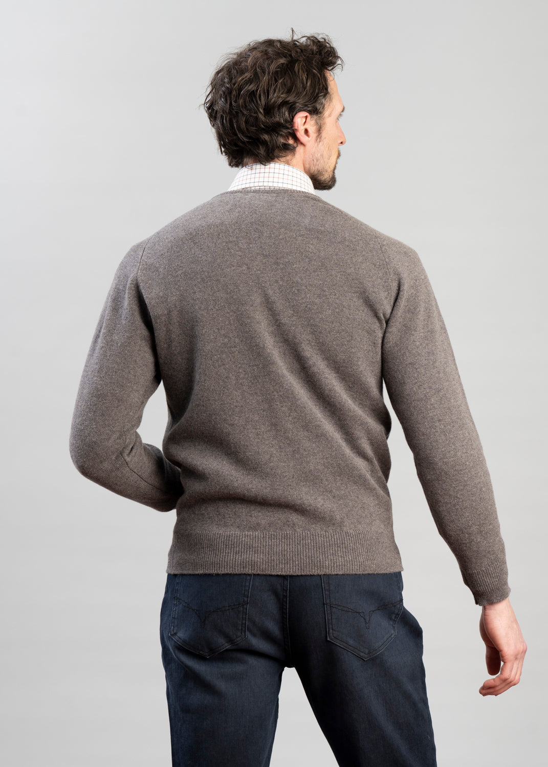 Exclusive Leven 2 Ply Lambswool V-Neck
