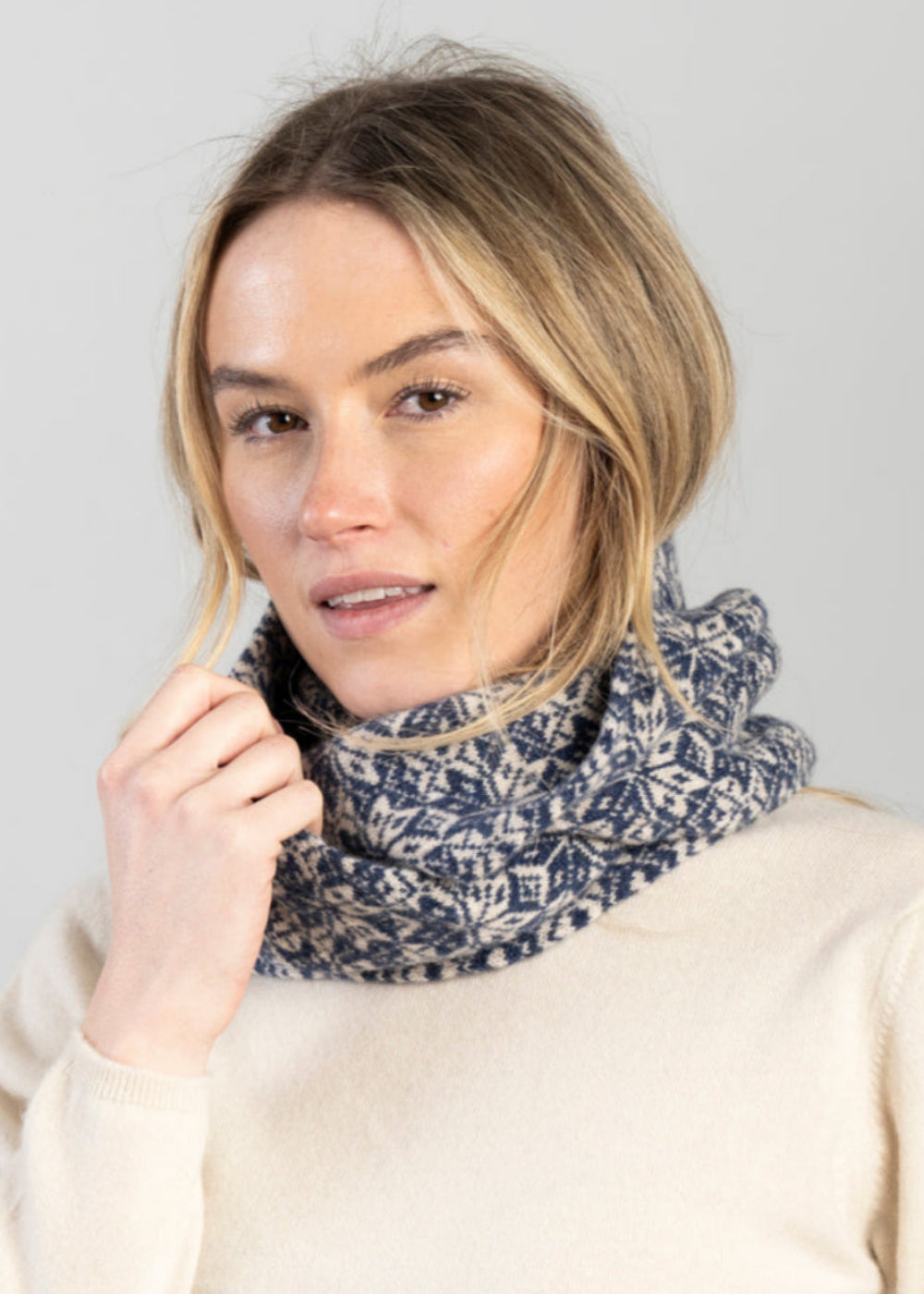 Stellar Lambswool Snood