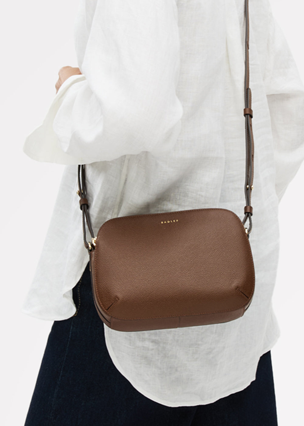 Dukes Place Medium Ziptop Crossbody