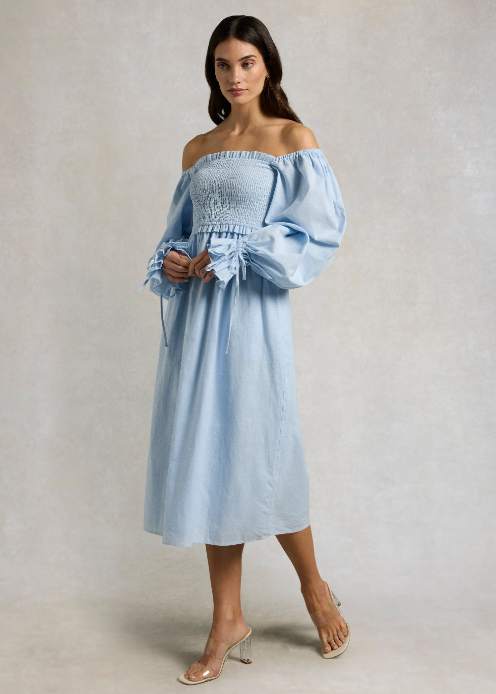 Holland Cooper Smock Dress Pale Blue Chambray Humes Outfitters Holland Cooper Smock Dress Pale Blue Chambray Humes Outfitters