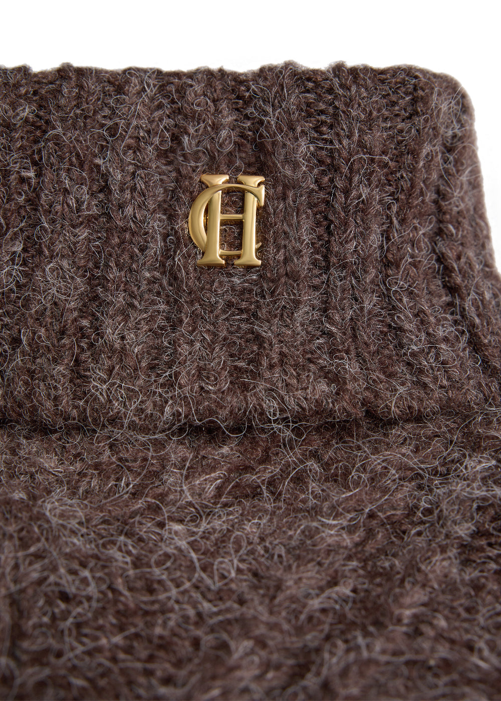 Noveli Roll Neck Knit
