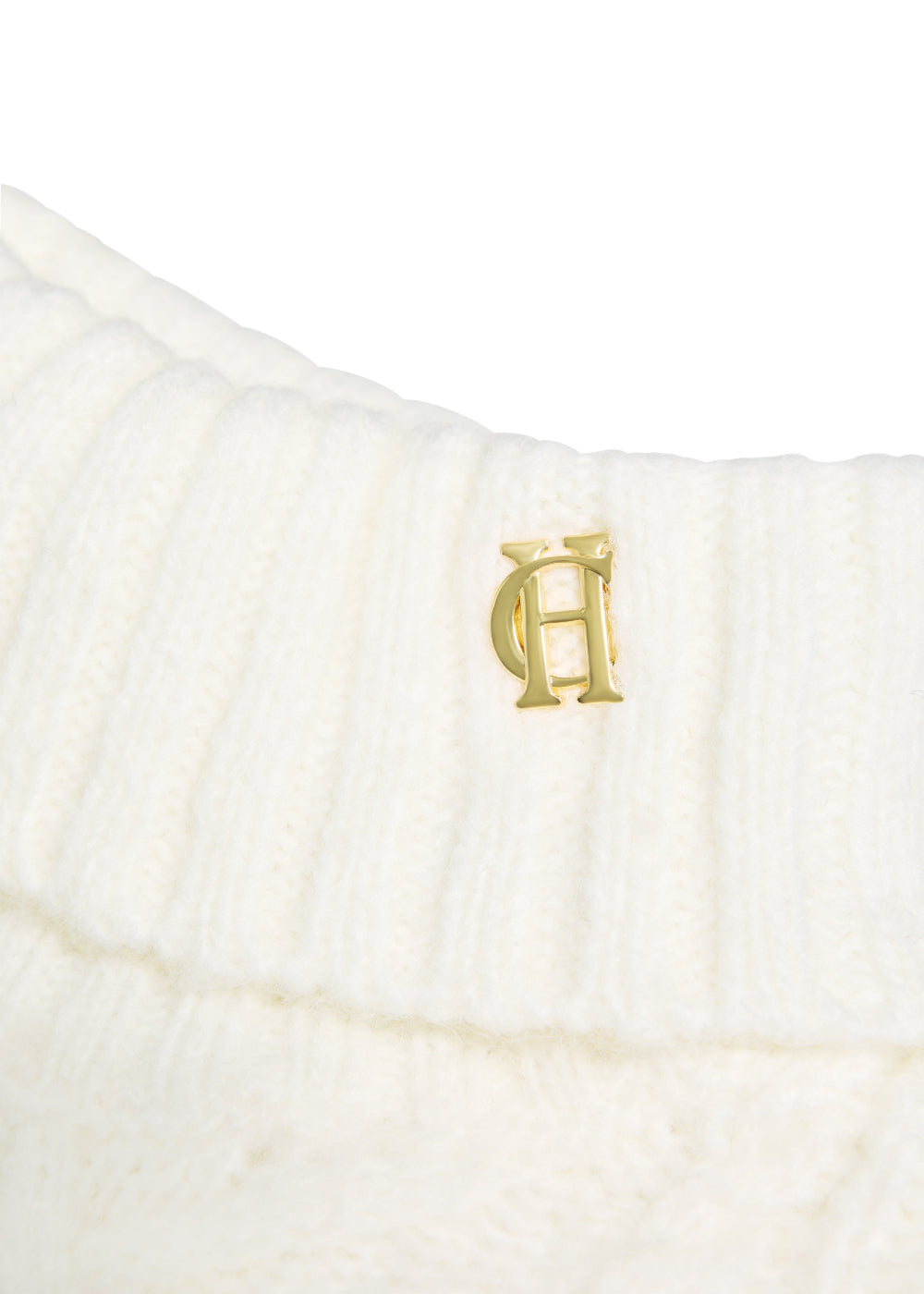 Noveli Roll Neck Knit