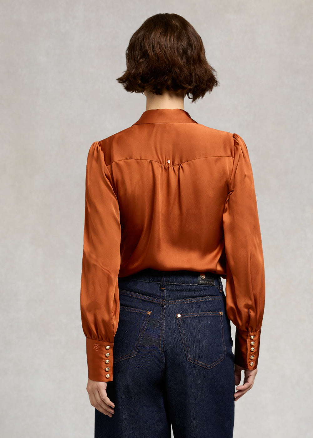 Annie V-Neck Shirt