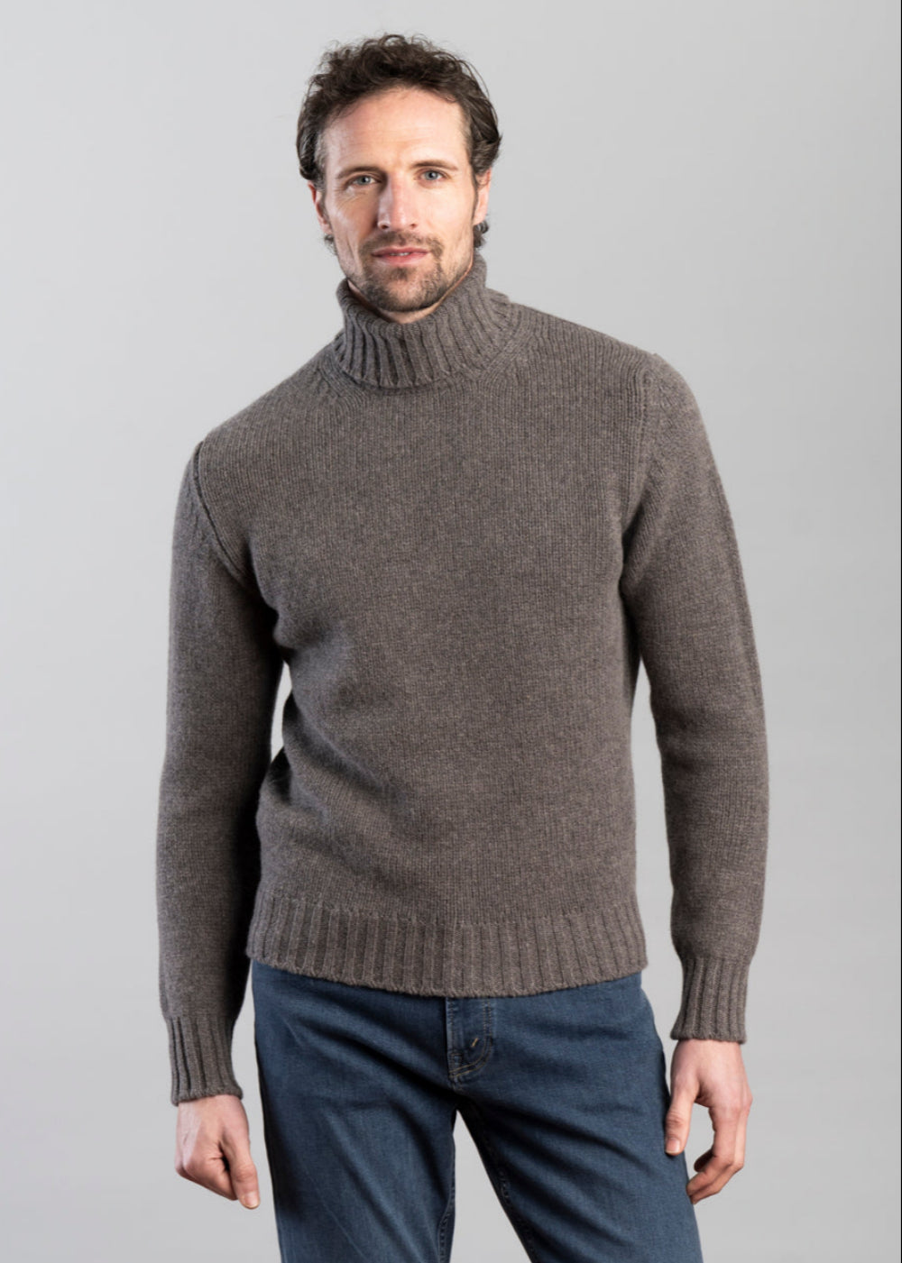 Alain Roll Collar
