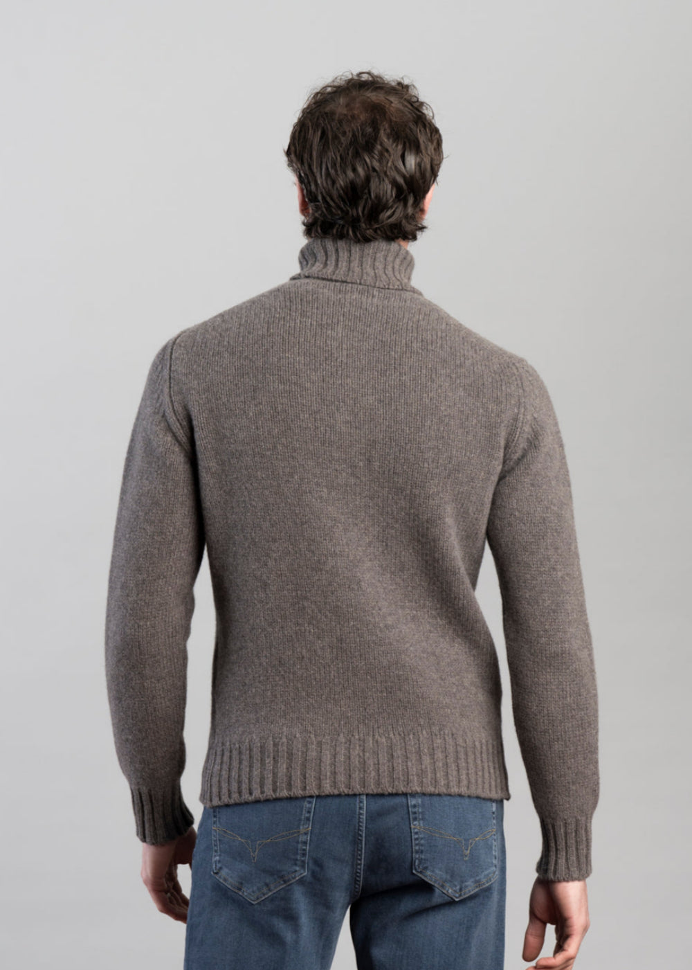 Alain Roll Collar