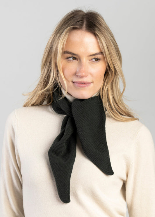 Dorothy Foulard Neck Tie