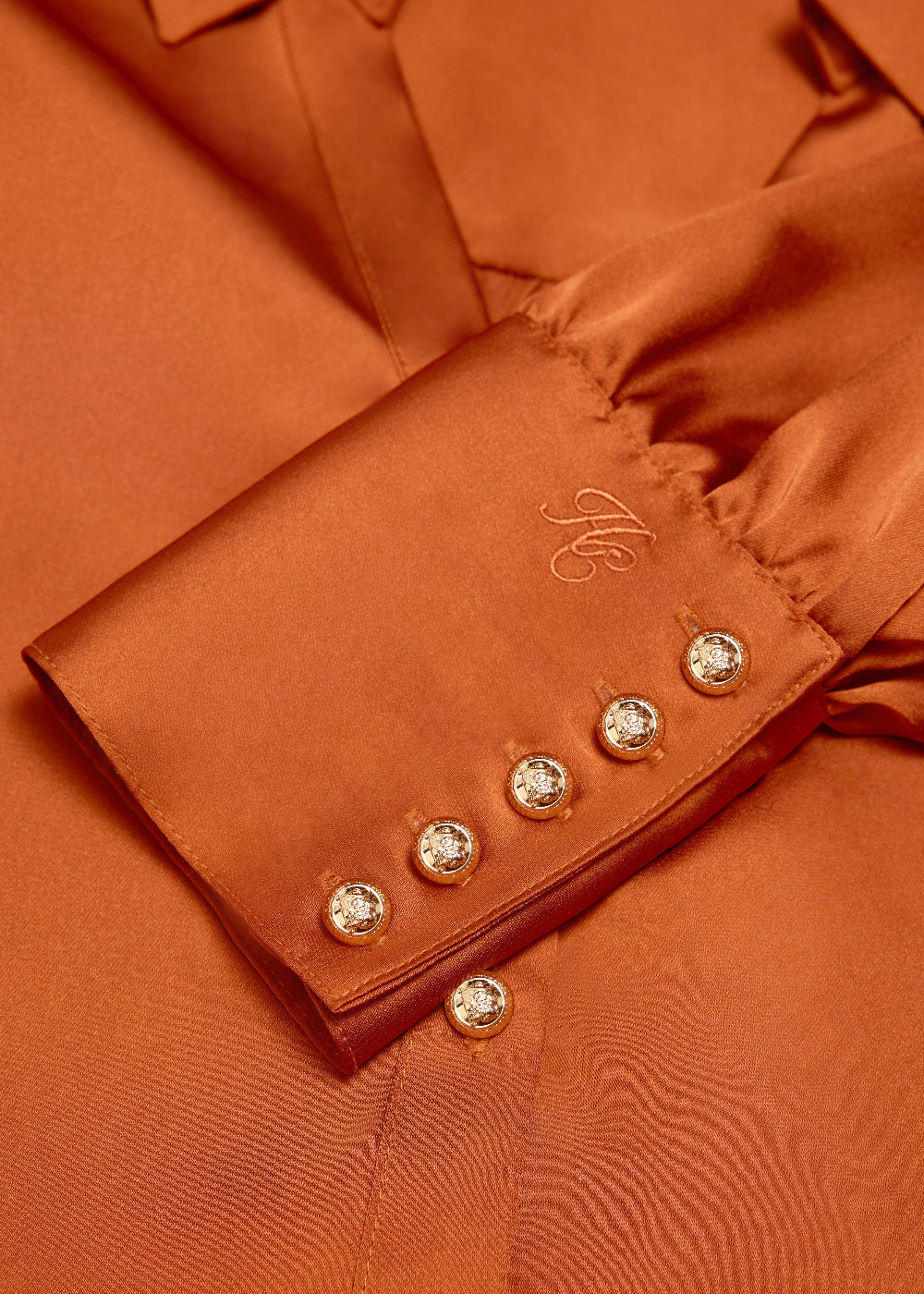 Annie V-Neck Shirt
