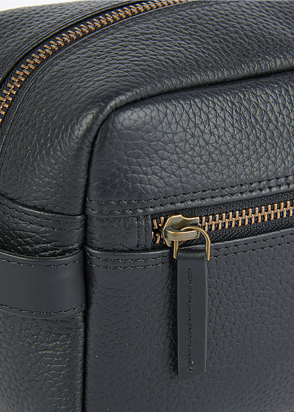 Highgate Leather Washbag