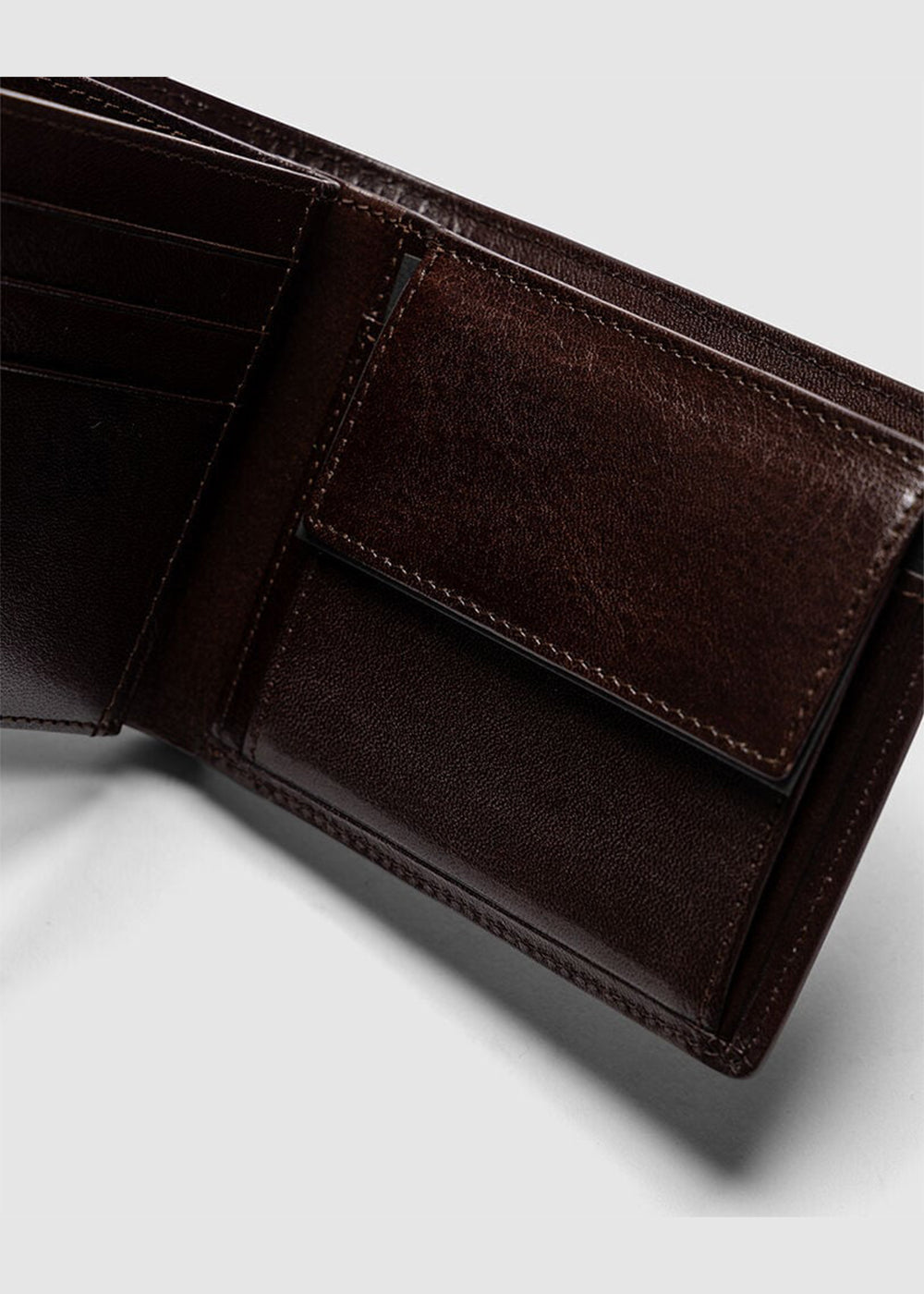 Wardville Pouch Wallet
