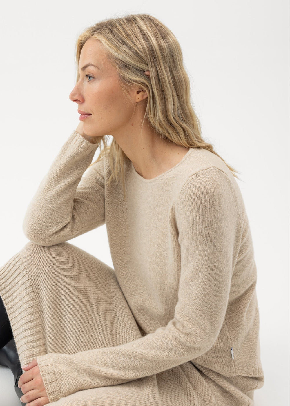 Linda Crew Sweater