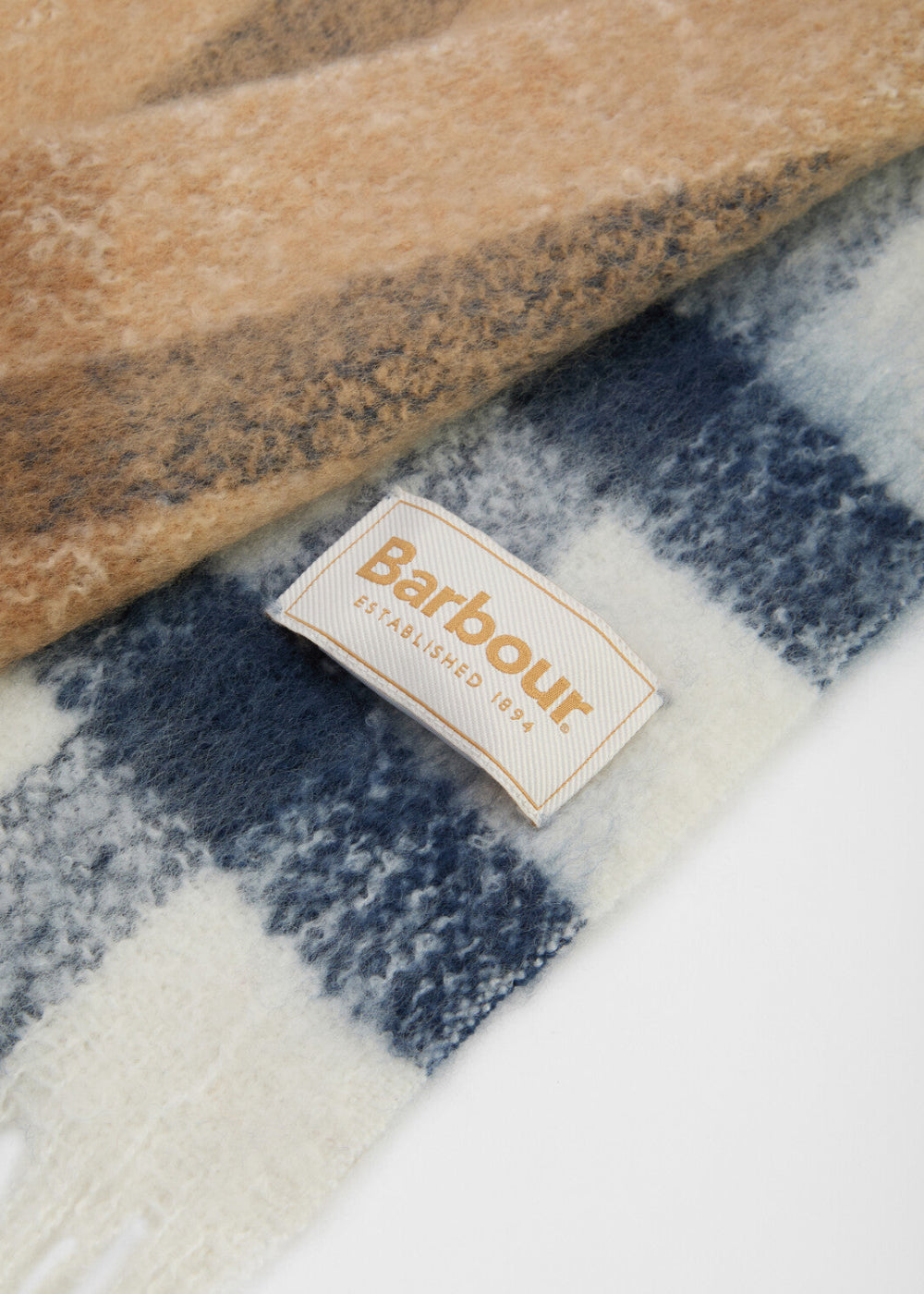 Isla Tartan Boucle Scarf