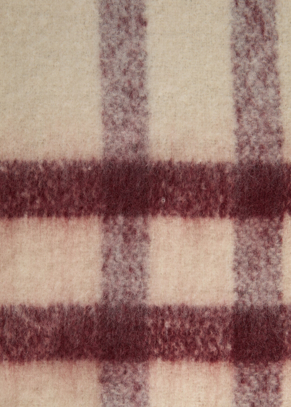 Isla Tartan Boucle Scarf